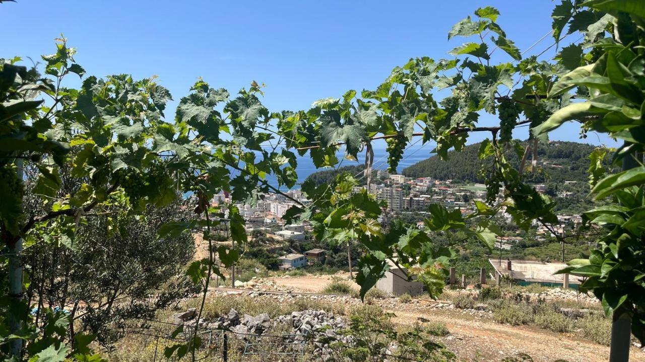 Kongjoni'S Rooms Himare Exterior photo